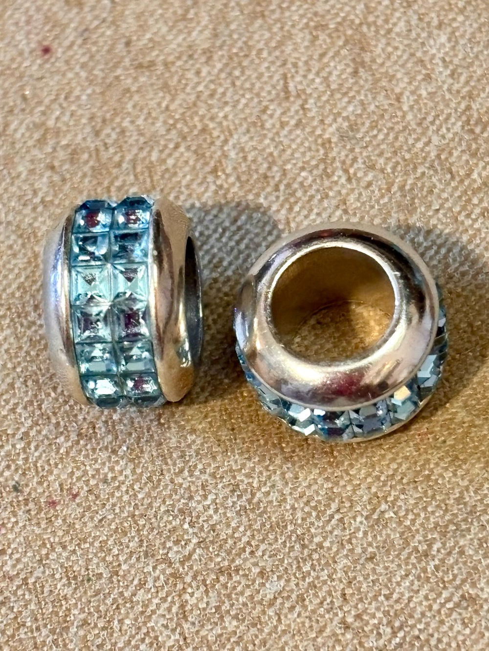 🆕Listing! Two Brighton Spectrum Beads Silver-Aqua Square light blue crystals